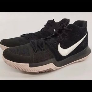 Nike Kyrie 3 Black, White, Men Size 9 852395-010